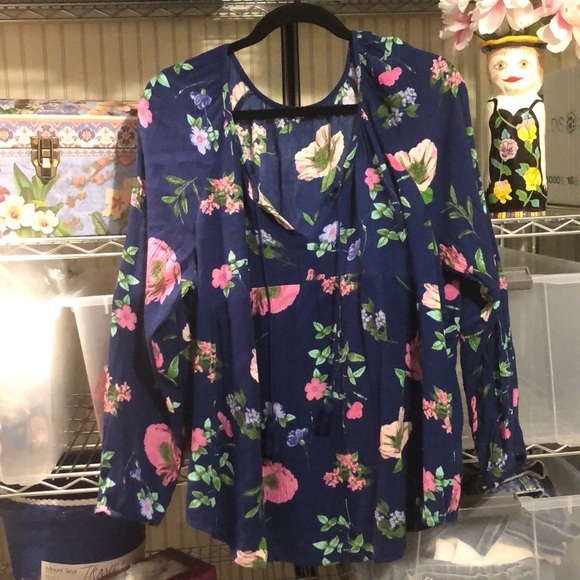 Old Navy Tops - Old Navy beautiful print peasant blouse.